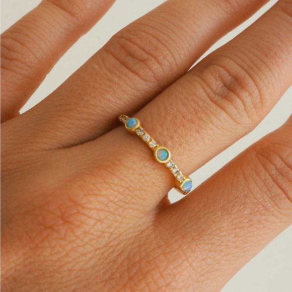 Jaqmaria Jasmine Ring - Picture 2 of 7